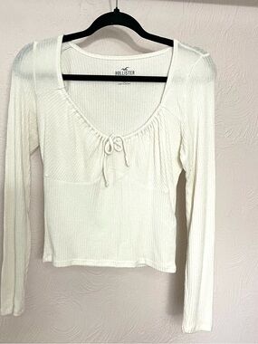 Hollister White Ribbed Long-Sleeve Scoop Neck Tie-Front Top